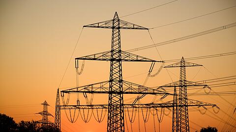 Stromkunden können mit Entlastung bei Netzentgelten rechnen (Archivbild).