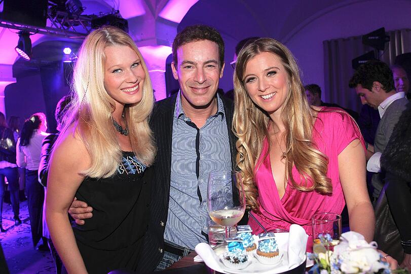 Gedeon Burkhard, Freundin Annika und Nina Eichinger