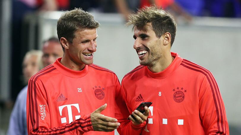 Thomas Müller und Javi Martínez.