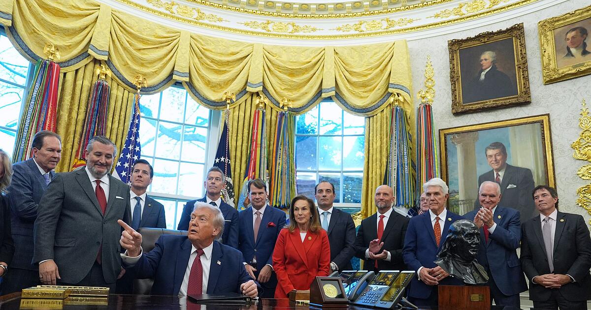 Trump-will-Kraftstoffvorgaben-f-r-Autos-lockern