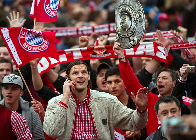 Zur Einstimmung auf die Meisterfeier: So feierte der FC Bayern im letzten Jahr die Meisterschaft. Die Kult-Bilder...