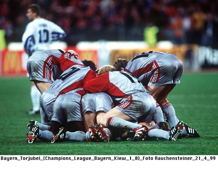 1999: Nach einem 3:3 in Kiew gewinnen die Bayern das Rückspiel durch ein Traumtor von Mario Basler mit 1:0. Im Finale fehlen dann 3 Minuten zum Champions-League-Sieg.