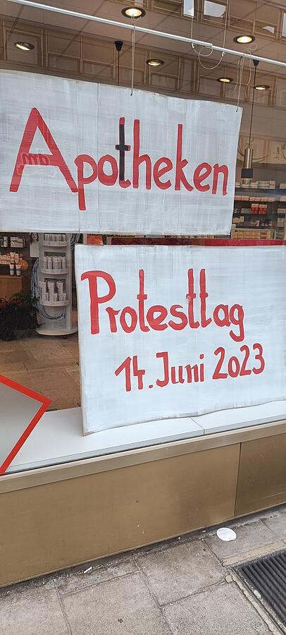 Die Kunden werden gewarnt. Die Kunden werden gewarnt.