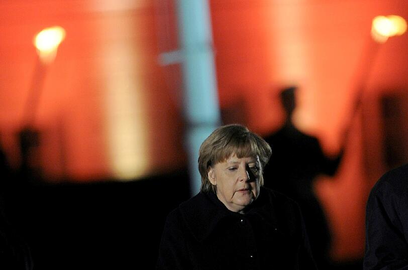 Proteste bei Wulffs Zapfenstreich - sehen Sie hier die Bilder...