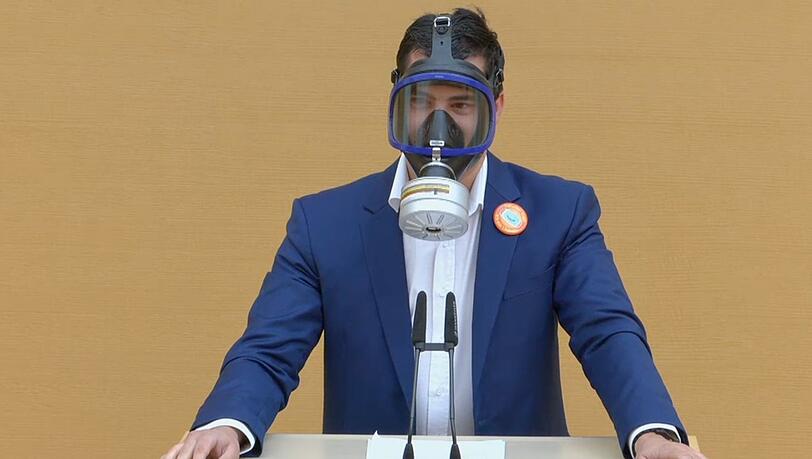 Videobeweis und Gasmaske: Der Ton im Landtag wird immer rauer