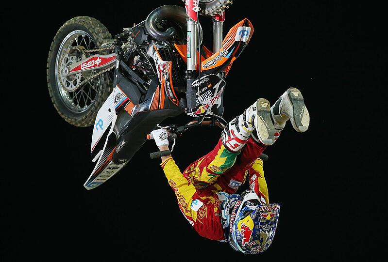 Am Samstag haben die X-Fighters in München Station gemacht - und spektakuläre Stunts gezeigt. Mit von der Partie beim letzten Stopp vor dem Finale in Sydney: Die Stars der Szene rund um den Spanier Dany Torres.