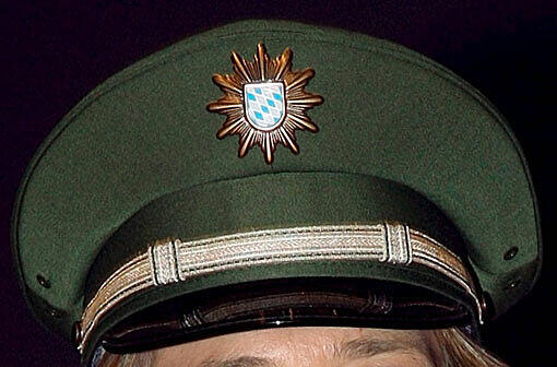 14 Spitzensportler lassen sich in Bayern zu Polizisten ausbilden. (Symbolbild)