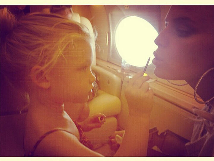Jessica Simpson vertraut ihrer kleinen Tochter in Sachen Make-Up