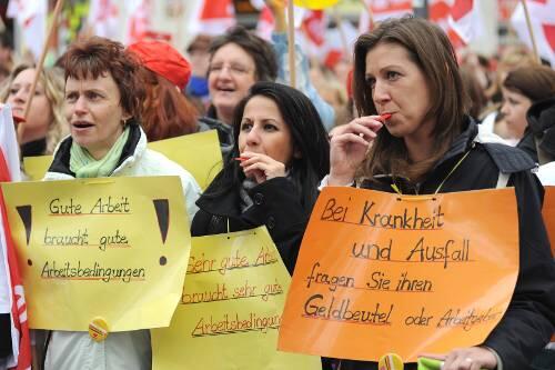 Erzieherinnen streiken.
