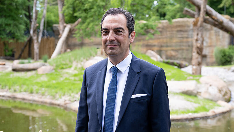 Zoodirektor Rasem Baban. Er leitet seit 2014 den Tierpark Hellabrunn. Zoodirektor Rasem Baban. Er leitet seit 2014 den Tierpark Hellabrunn.