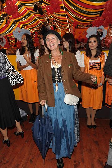 Regine Sixt's Damenwiesn: Die Münchner Lady-Elite trifft sich im Hippdrom. Die Bilder