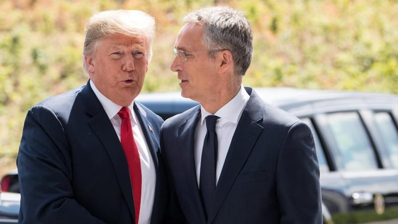 US-Präsident Donald Trump und Nato-Generalsekretär Jens Stoltenberg bei einem Treffen in Brüssel. US-Präsident Donald Trump und Nato-Generalsekretär Jens Stoltenberg bei einem Treffen in Brüssel.