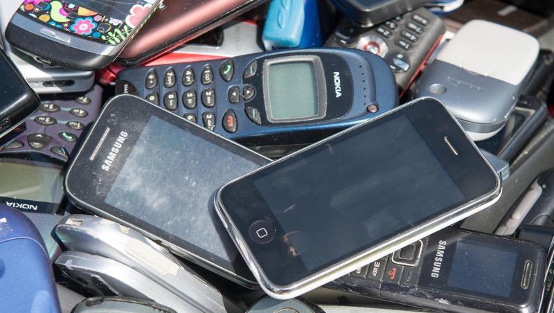 Die Grünen können sich eine Pfand-Abgabe auf Mobiltelefone vorstellen. Die Grünen können sich eine Pfand-Abgabe auf Mobiltelefone vorstellen.