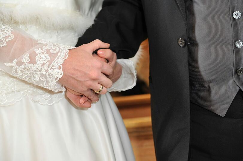 Die Traumhochzeit von Star-Koch Winkler und seiner Denise - sehen Sie hier die wunderschönen Bilder aus dem zugeschneiten Aschau.