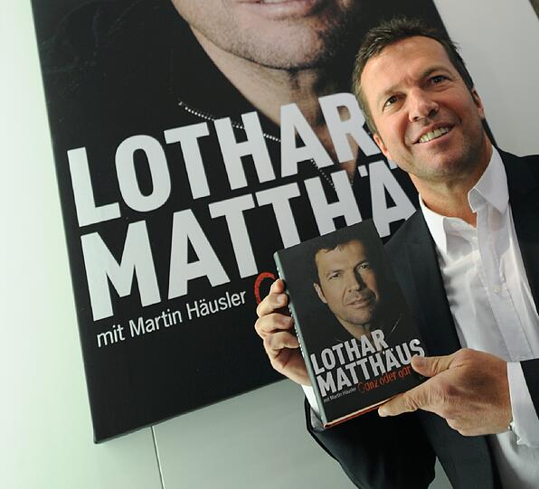 Lothar Matthäus hat am Donnerstag auf der Buchmesse seine Autobiografie &bdquo;Ganz oder gar nicht&ldquo; vorgestellt. Die Bilder aus Frankfurt.