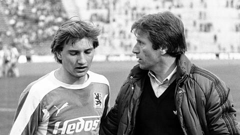 Trauer um Willibert Kremer (r.): Der ehemalige Trainer des TSV 1860 ist an Heiligabend gestorben.