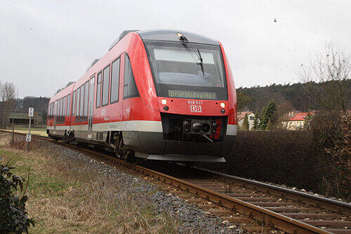 Auf der Bahnstrecke in der Nähe von Langenzenn warf sich der verzweifelte Familienvater direkt vor einen Zug.