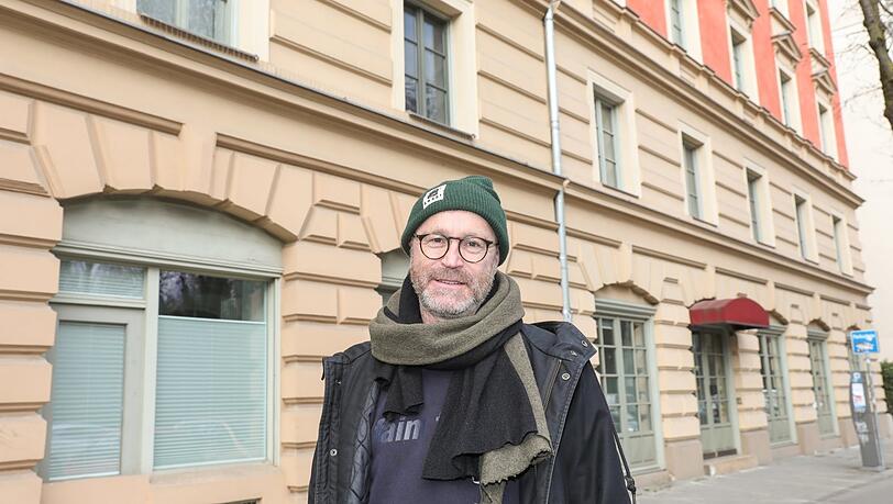 Tilman Schaich vor dem Künstlerhaus an der Thalkirchner Straße. (Archivbild) Tilman Schaich vor dem Künstlerhaus an der Thalkirchner Straße. (Archivbild)