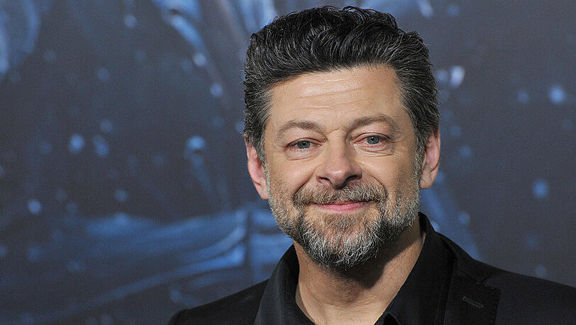 Andy Serkis wird sich den "Hobbit" vornehmen. Andy Serkis wird sich den "Hobbit" vornehmen.