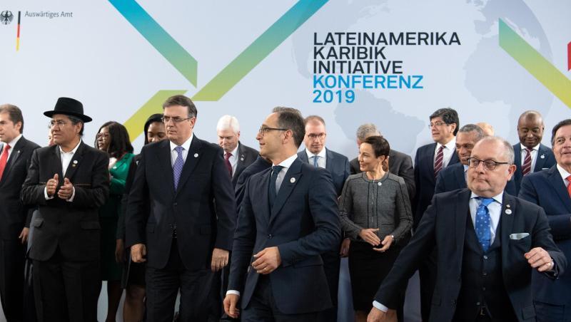 Mehr als 20 Außenministerinnen und -minister sind der Einladung von Heiko Maas gefolgt. Mehr als 20 Außenministerinnen und -minister sind der Einladung von Heiko Maas gefolgt.