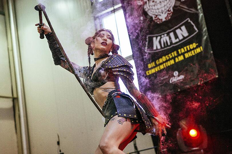 Auch auf Messen Deutschland, wie hier auf der Tattoobash in Köln, kommen Tattoo-Fans auf ihre Kosten.