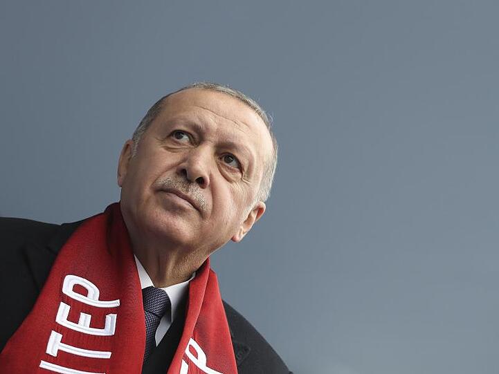 Präsident Erdogan hat erneut damit gedroht, die Grenzen nach Europa für syrische Flüchtlinge zu öffnen.