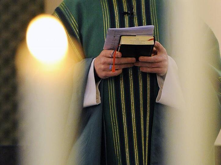 Wieder wurde ein Fall sexuellen Missbrauchs in der katholischen Kirche bekannt (Symbolbild).