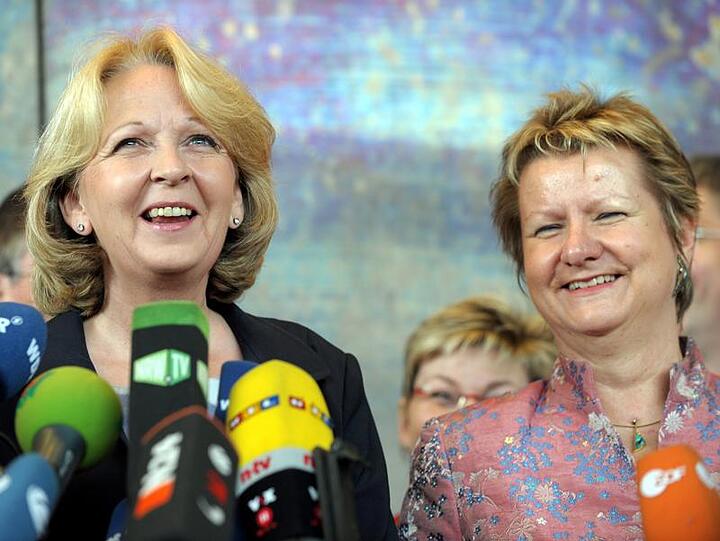 Wagen es ohne Mehrheit: Sylvia Löhrmann und Hannelore Kraft