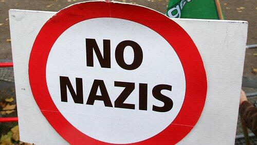 Gericht genehmigt Aufmarsch der Neonazis. Gericht genehmigt Aufmarsch der Neonazis.