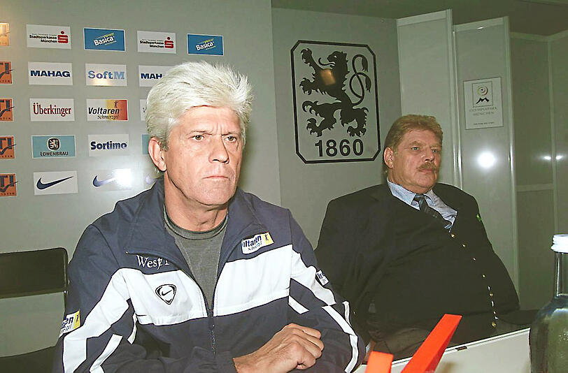 13. Oktober 2001: Lorant und Präsident Wildmoser nach dem 1:5 gegen den FC Bayern - die Entlassung folgte fünf Tage später.