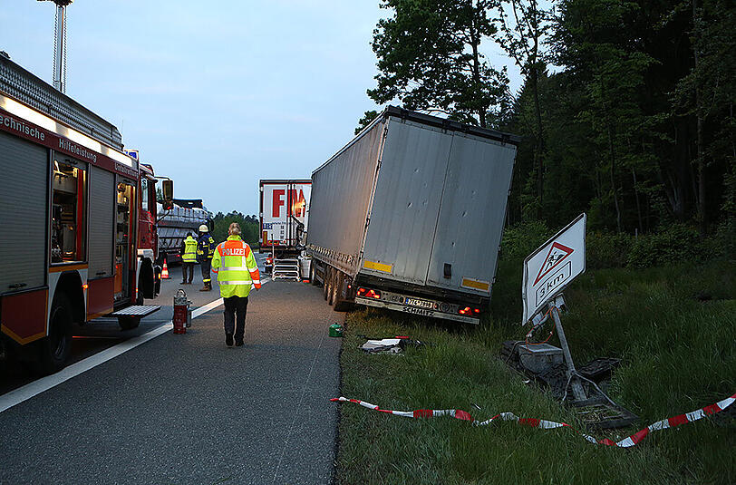 Auf der A6 bei Nürnberg hat es erneut einen tödlichen Lkw-Unfall gegeben. Die Bilder.