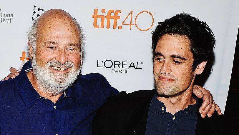 Rob Reiner mit seinem Sohn Nick im Jahr 2015. Rob Reiner mit seinem Sohn Nick im Jahr 2015.