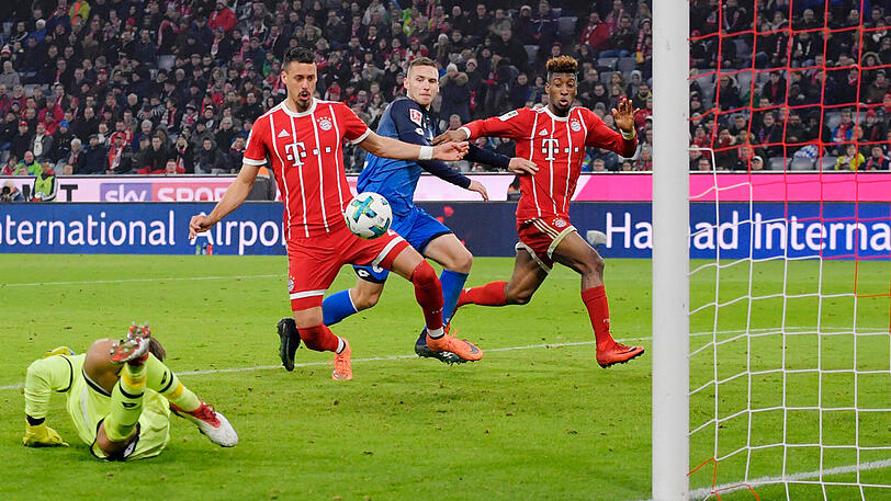 Ausgerechnet der Ex-Hoffenheimer Sandro Wagner setzt gegen seine früheren Kollegen den Schlusspunkt zum 5:2 für den FC Bayern.