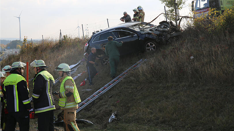 Bilder vom Unfallort an der A9.