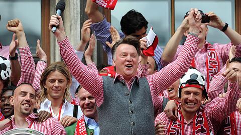 Mit dem selbstherrlichen Louis van Gaal (M.), einst Ajax-Coach und Bayern-Trainer, verbindet Marcel Reif eine "Hass-Sympathie".