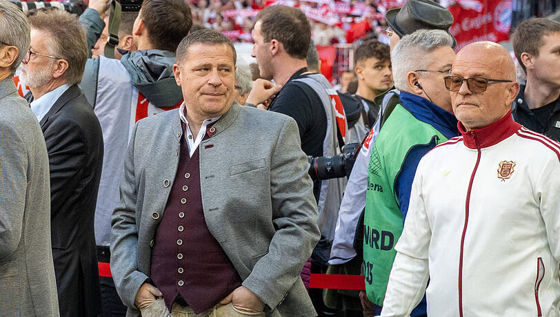 Zwischen Transferdruck und Sparmaßnahmen beim FC Bayern: Sportvorstand Max Eberl (l.).