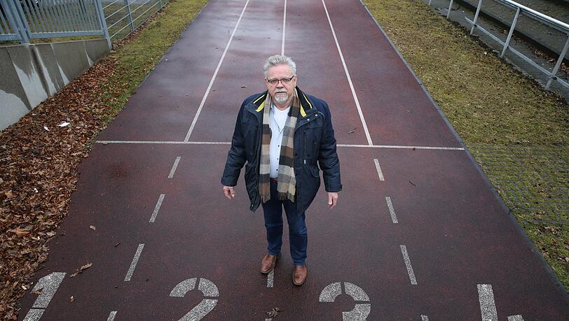 Weniger Mitglieder und nun auch noch zusätzliche Aufgaben: Kurt Damaschke vom SNV Neuperlach weiß nicht, wie sein Verein das stemmen soll. Weniger Mitglieder und nun auch noch zusätzliche Aufgaben: Kurt Damaschke vom SNV Neuperlach weiß nicht, wie sein Verein das stemmen soll.