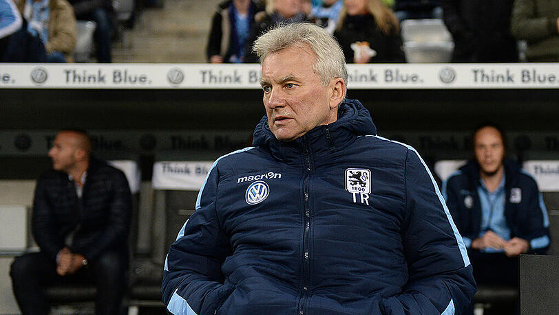Könnte gegen Duisburg wieder auf der Trainerbank sitzen: Löwen-Cheftrainer Benno Möhlmann. Könnte gegen Duisburg wieder auf der Trainerbank sitzen: Löwen-Cheftrainer Benno Möhlmann.