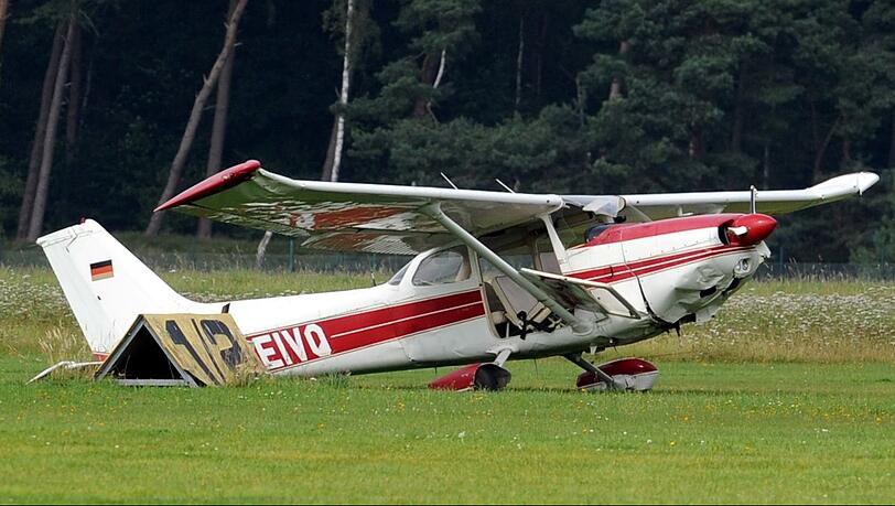Am Sonntag musste ein Ultraleichtflugzeug bei Brunnthal notlanden. (Symbolbild) Am Sonntag musste ein Ultraleichtflugzeug bei Brunnthal notlanden. (Symbolbild)
