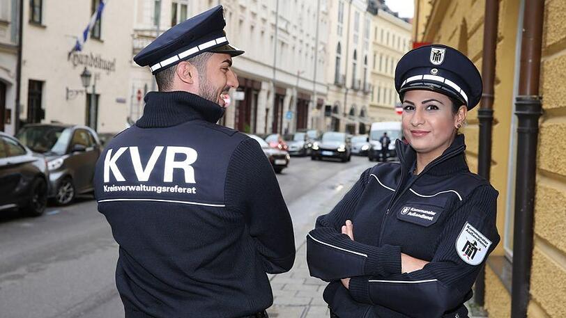 Die KVR-Schandis sind an der Uniform zu erkennen.