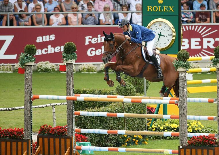 Die deutschen Springreiter gelten seit jeher als Goldkandidaten. Top-Reiter im deutschen Team ist Christian Ahlmann (im Bild). Aber auch Routinier Ludger Beerbaum ist immer für eine Medaille gut.