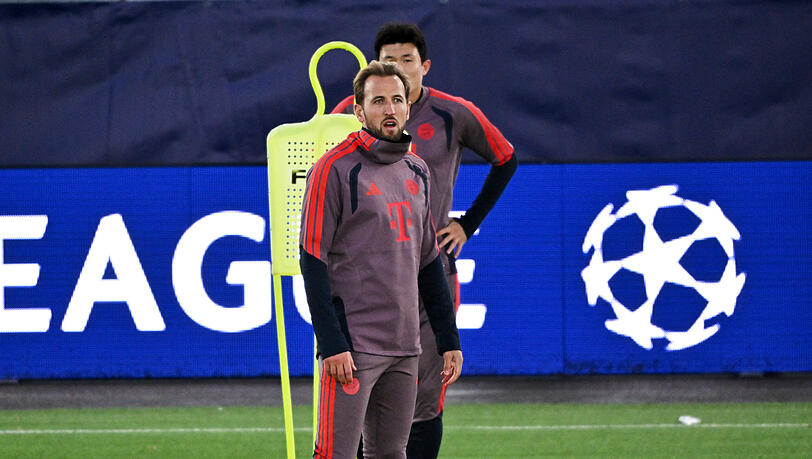 Harry Kane spielte vor einigen Jahren mit der englischen Nationalmannschaft schon einmal auf Kunstrasen. Harry Kane spielte vor einigen Jahren mit der englischen Nationalmannschaft schon einmal auf Kunstrasen.