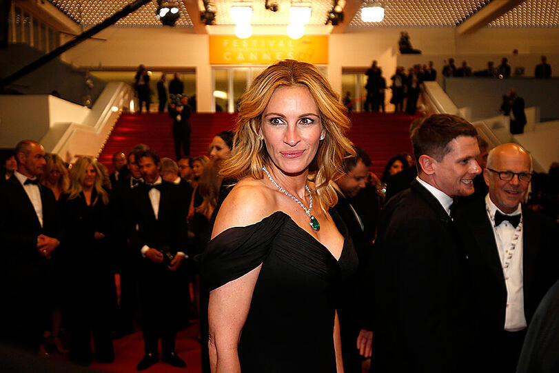 Verführerischer Blick für die vielen Fotografen: Julia Roberts
