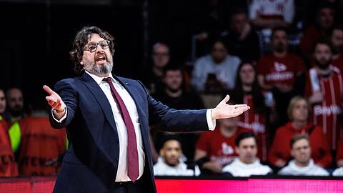 Für Coach Trinchieri und die Bayern setzte es in der Euroleague die nächste Niederlage.