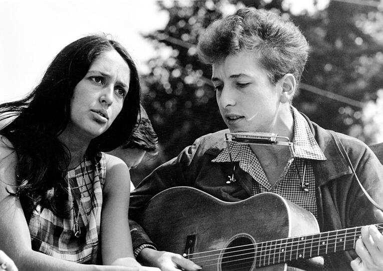 Joan Baez und Bob Dylan um August 1963
