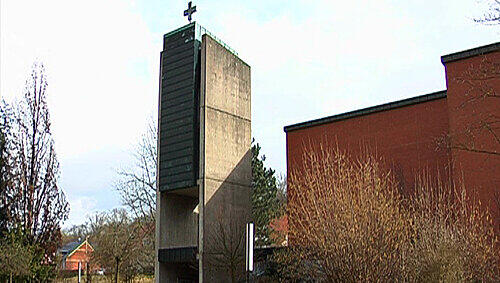 In dieser Kirche in Haibach bei Aschaffenburg war eine 82-Jährige drei Tage gefangen. In dieser Kirche in Haibach bei Aschaffenburg war eine 82-Jährige drei Tage gefangen.