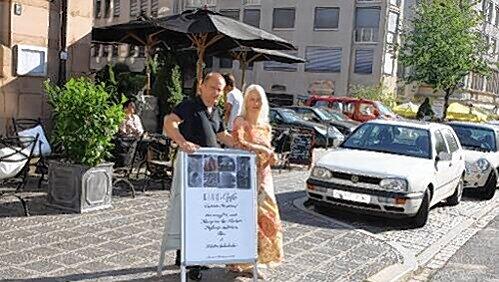 'Heike und Jan WErner auf dem "Privatparplatz der Politesse 'Heike und Jan WErner auf dem "Privatparplatz der Politesse