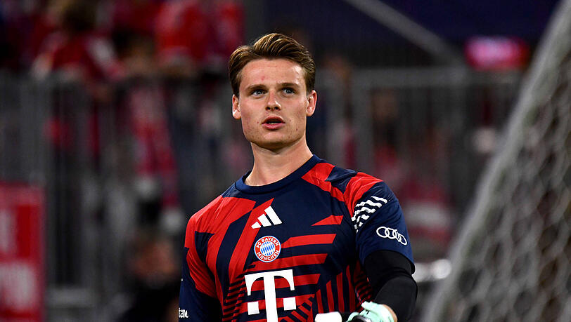 Aktuell die Nummer zwei des FC Bayern: Jonas Urbig. Aktuell die Nummer zwei des FC Bayern: Jonas Urbig.