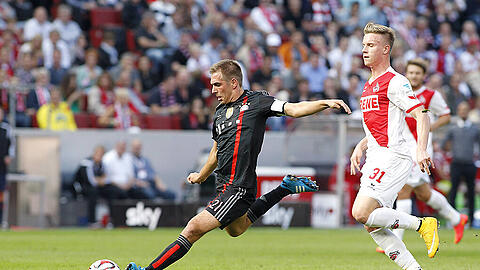 Philipp Lahm genießet die Tabellenführung mit dem FC Bayern.