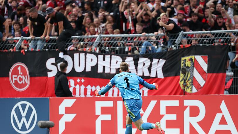 Jan Reichert ist der Matchwinner für den 1. FC Nürnberg. Jan Reichert ist der Matchwinner für den 1. FC Nürnberg.